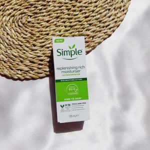 Simple Rich hydrating and moisturizing cream